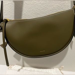 Aallyn Elara Convertible Bag